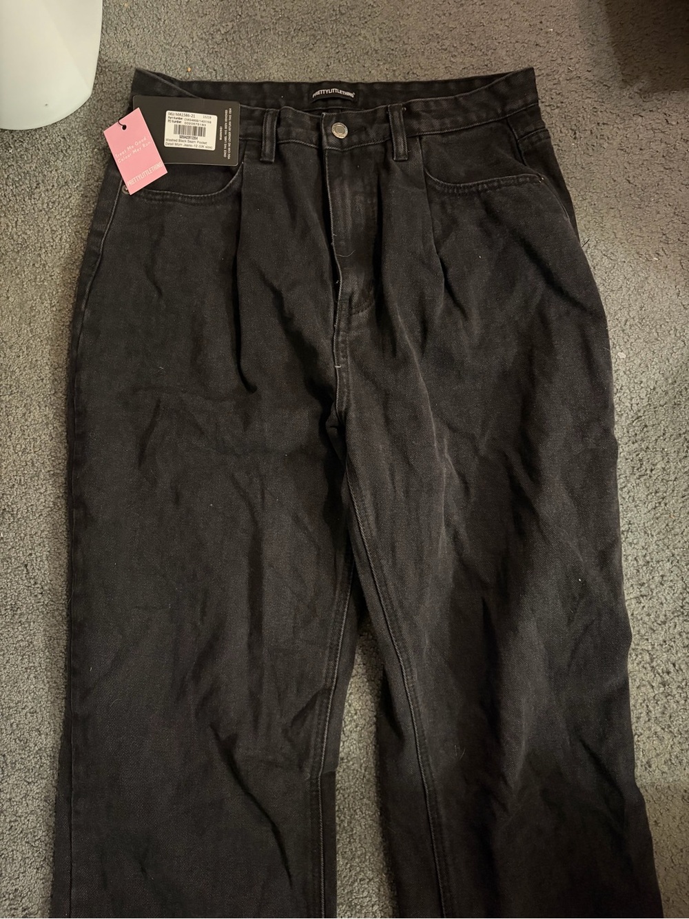 BNWT PRETTYLITTLETHING Mom Jeans